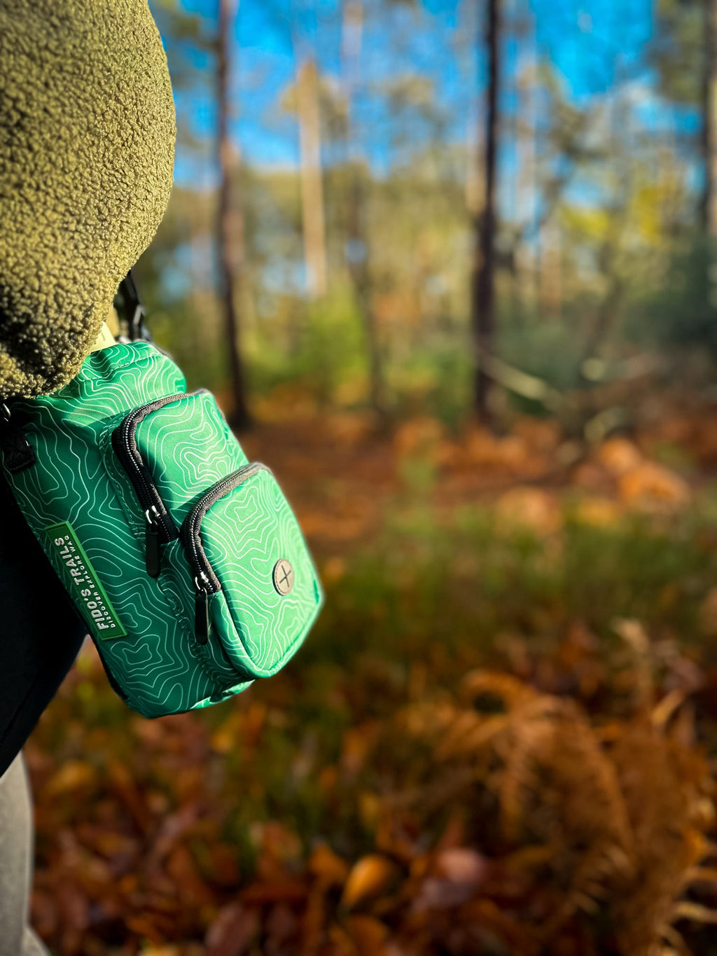 Contour Trail Bottle Bag – Crossbody Dog Water Bottle Bag Black Black Green Pink Blue Cream