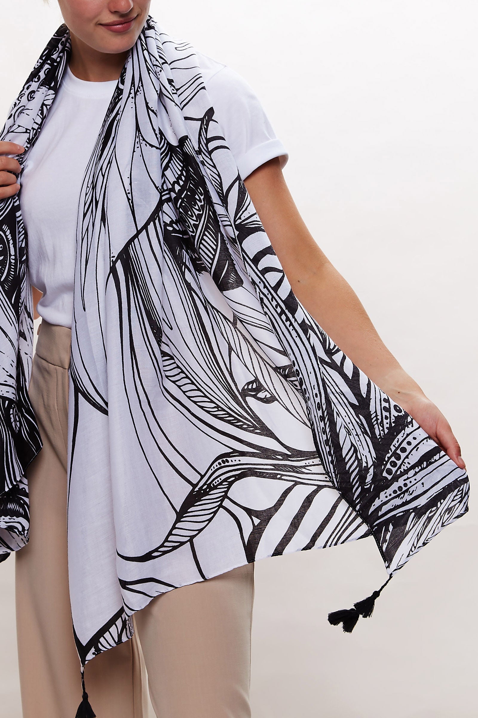 Louche Bee-Utiful Bee Printed Scarf One Size One Size
