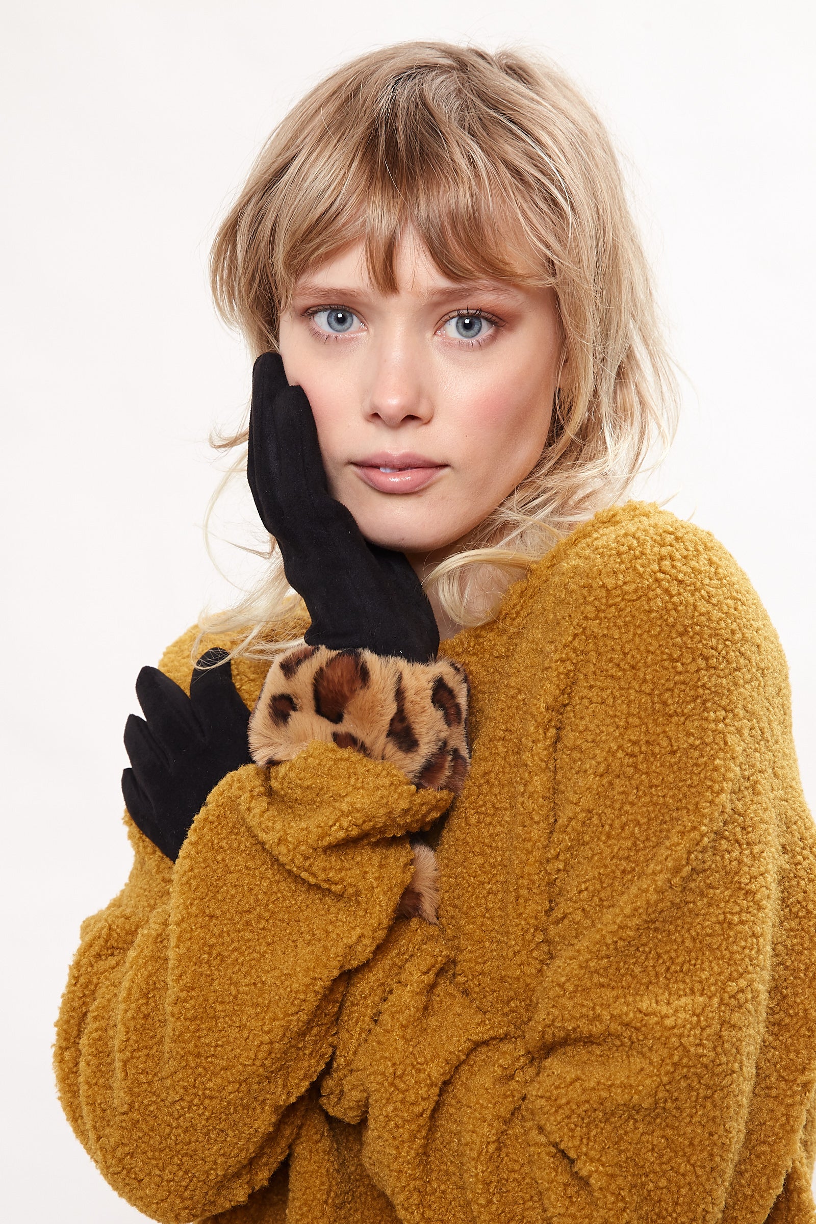 Louche Cadhla Faux Suede And Fur Cuffed Touch Screen Gloves - Black gloves Black Black