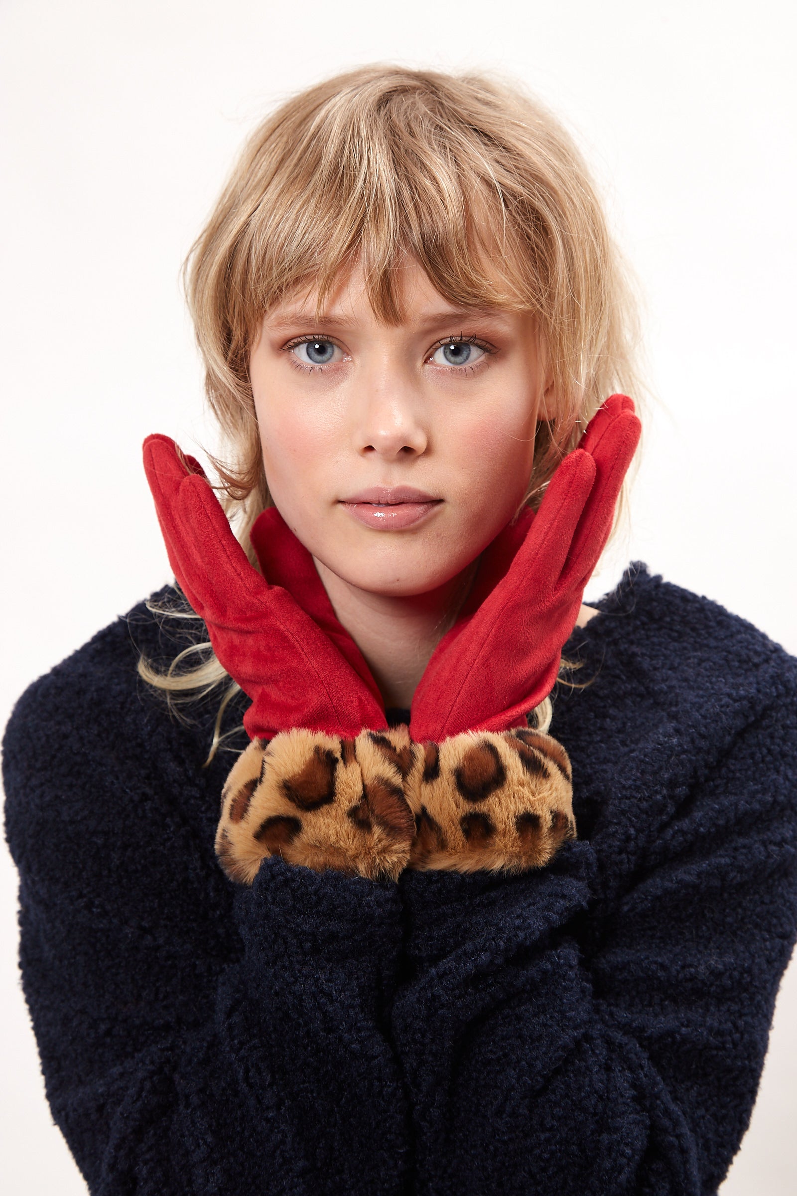 Louche Cadhla Faux Suede And Fur Cuffed Touch Screen Gloves - Red gloves red red