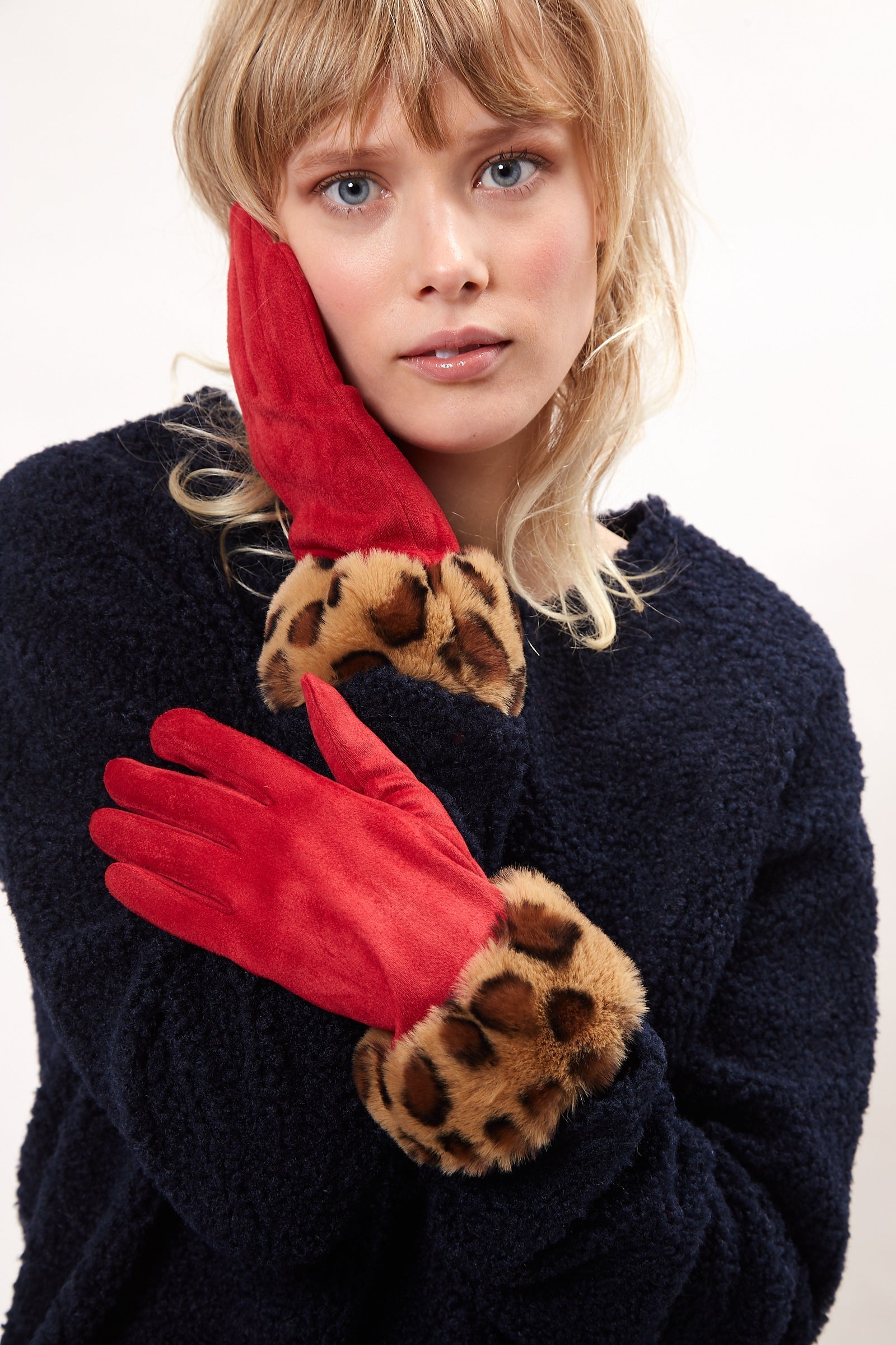 Louche Cadhla Faux Suede And Fur Cuffed Touch Screen Gloves - Red gloves red red