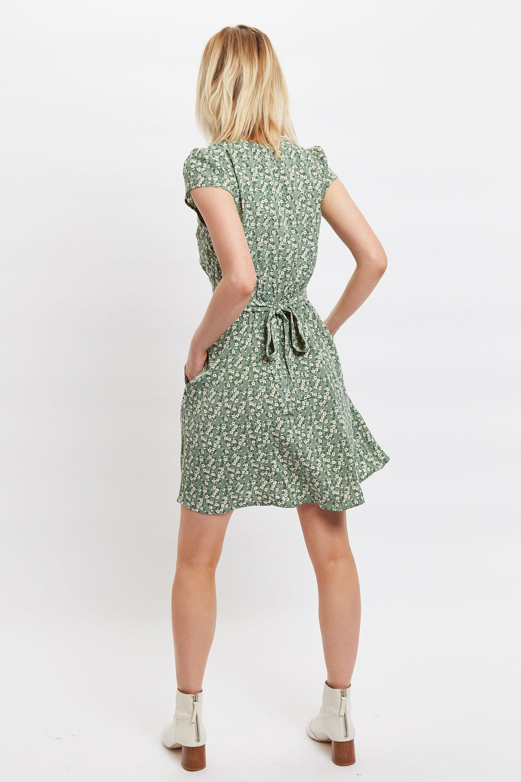 Louche Cathleen Double Daisy Print Mini Tea Dress Dresses 8 8 10 12 14 16
