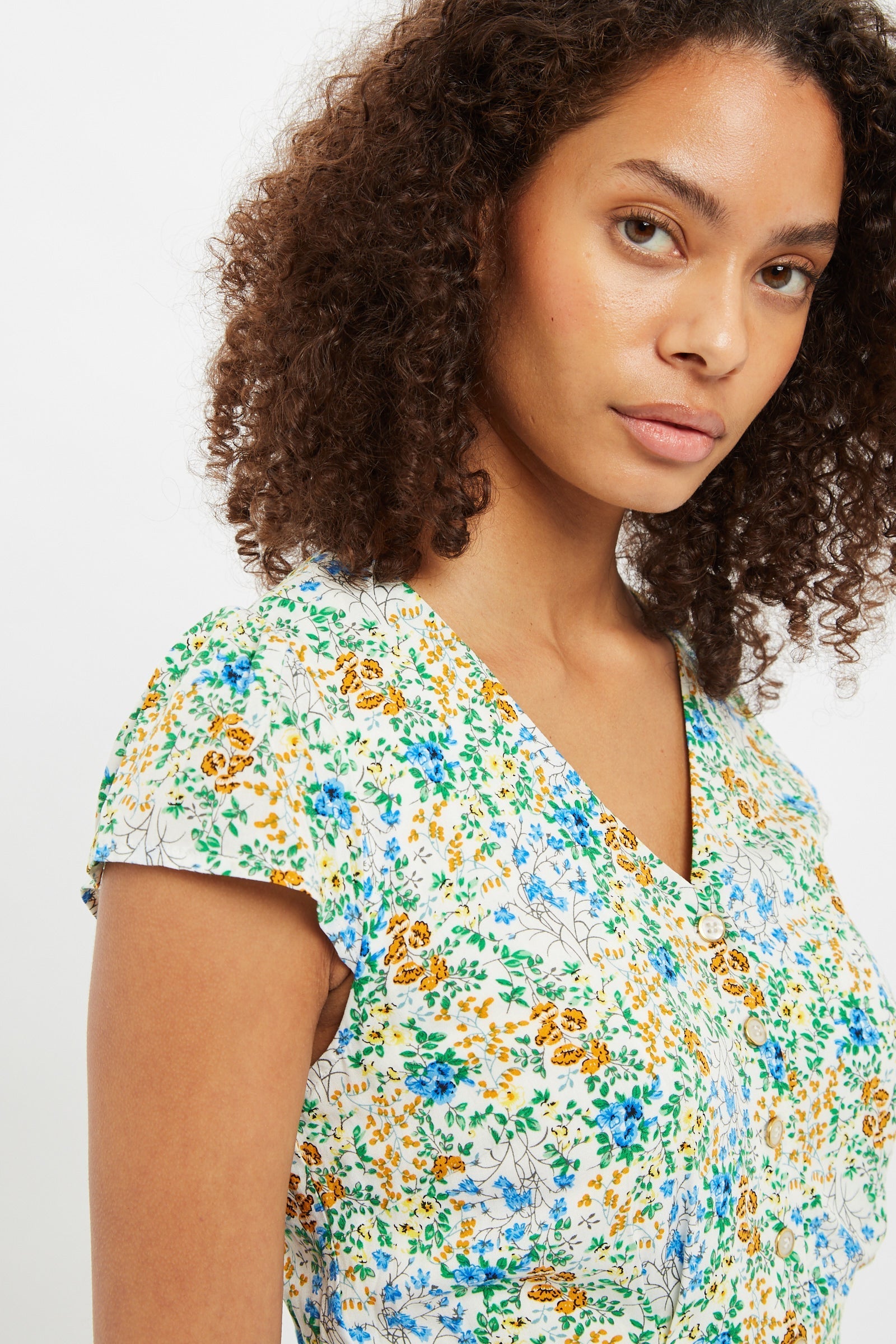 Louche Cathleen Mini Flower Show Print Mini Tea Dress Dresses 8 Off White 8 / Off White 10 / Off White 12 / Off White 14 / Off White 16 / Off White