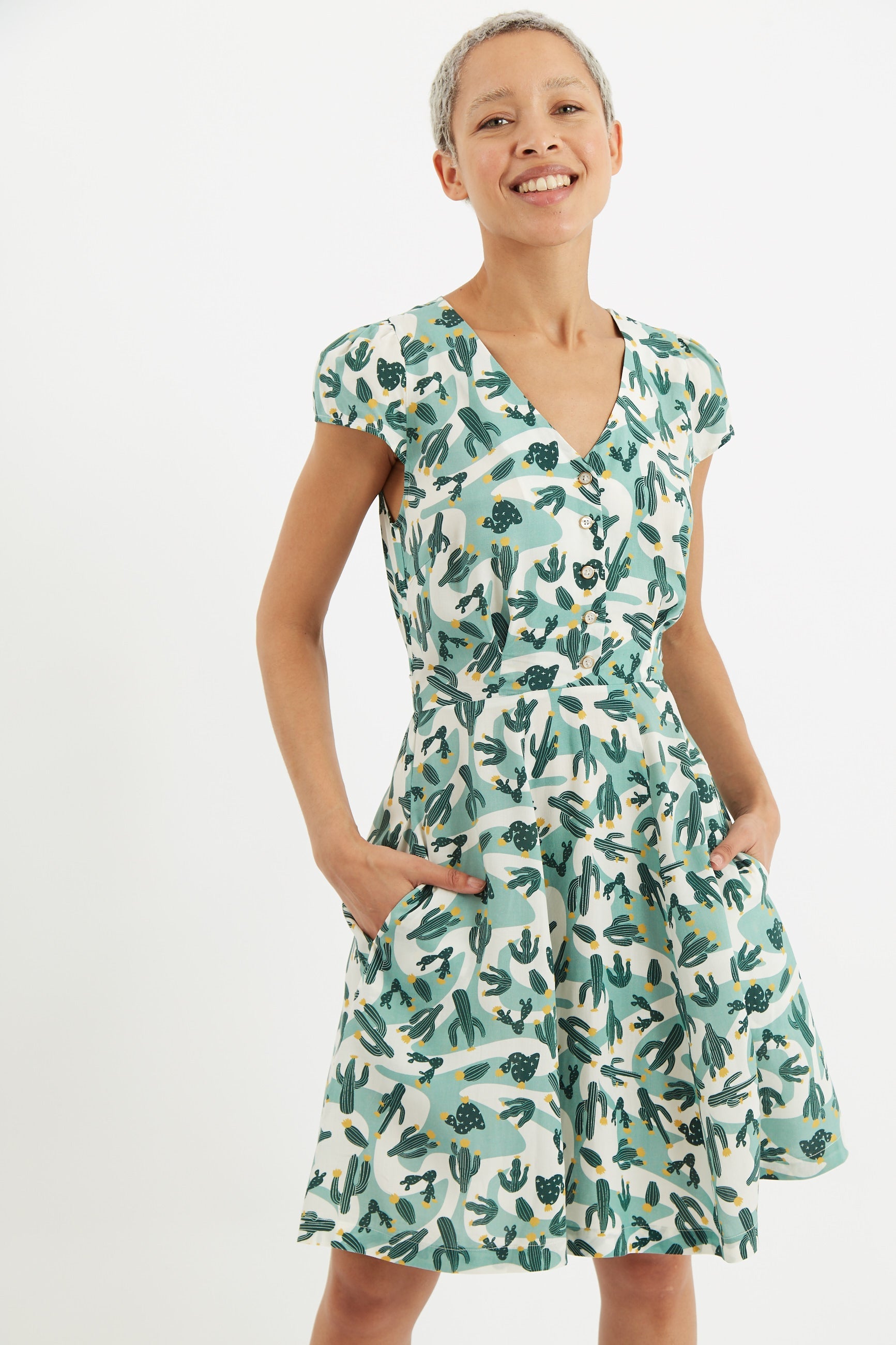 Cathleen Mini Arizona Tea Dress Dresses 8 Green/White 8 / Green/White 10 / Green/White 12 / Green/White 14 / Green/White 16 / Green/White