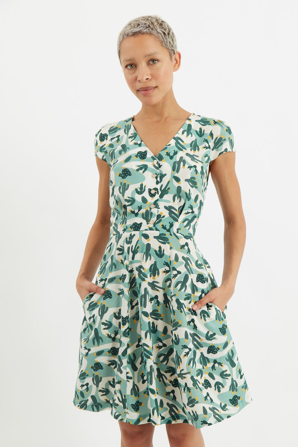 Cathleen Mini Arizona Tea Dress Dresses 8 Green/White 8 / Green/White 10 / Green/White 12 / Green/White 14 / Green/White 16 / Green/White