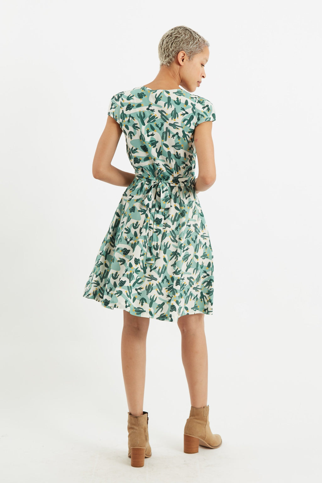 Cathleen Mini Arizona Tea Dress Dresses 8 Green/White 8 / Green/White 10 / Green/White 12 / Green/White 14 / Green/White 16 / Green/White