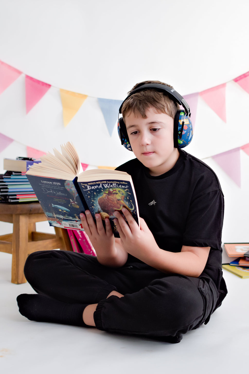 Kids Hearing Protection Earmuffs Hearing Protection Sky Blue Sky Blue Petal Pink Onyx Prism Lagoon Blue Graffiti Kaleidoscope Peace Navy Blue Transport Magenta Maroon Dark Green Grey Butterfly