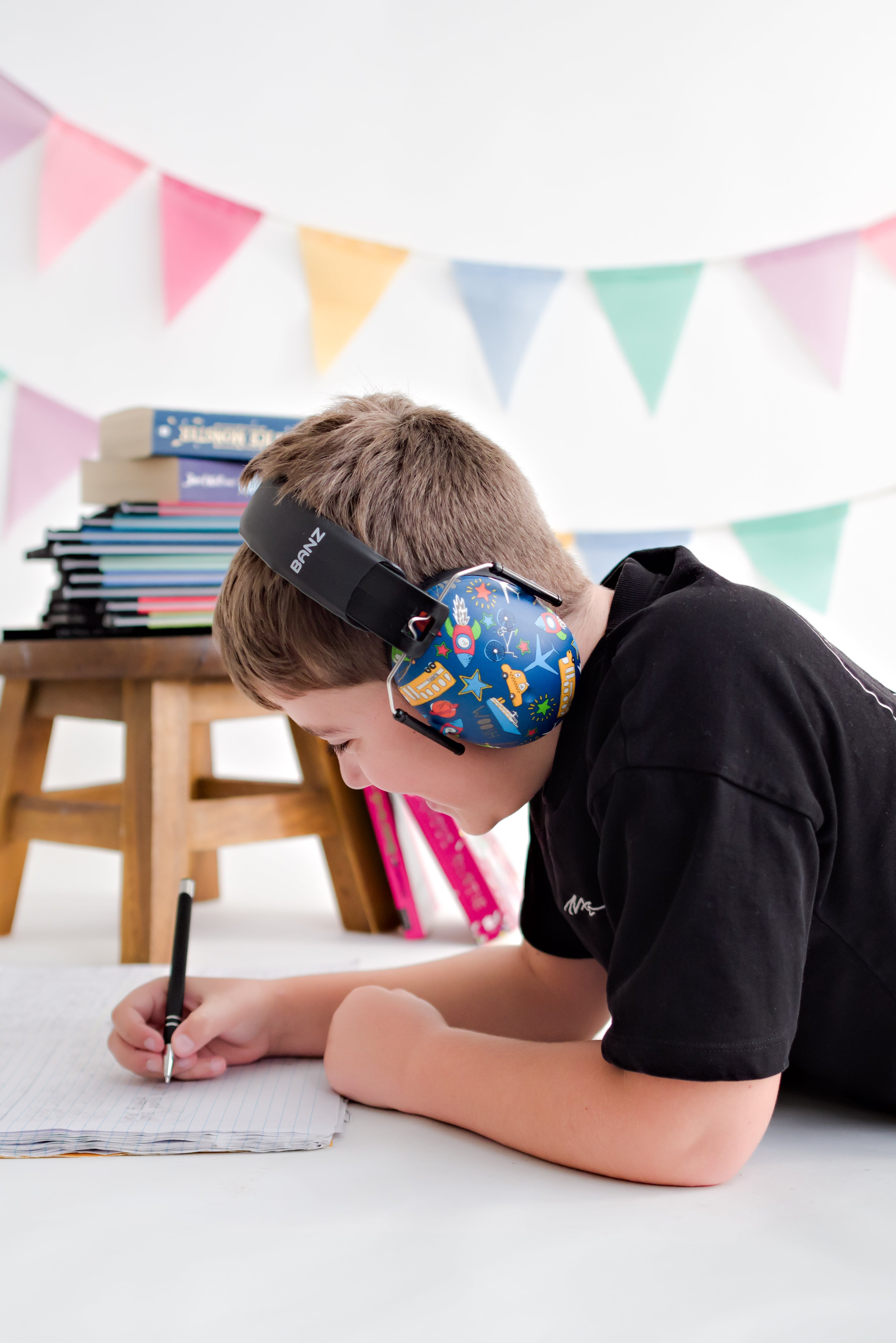 Kids Hearing Protection Earmuffs Hearing Protection Sky Blue Sky Blue Petal Pink Onyx Prism Lagoon Blue Graffiti Kaleidoscope Peace Navy Blue Transport Magenta Maroon Dark Green Grey Butterfly