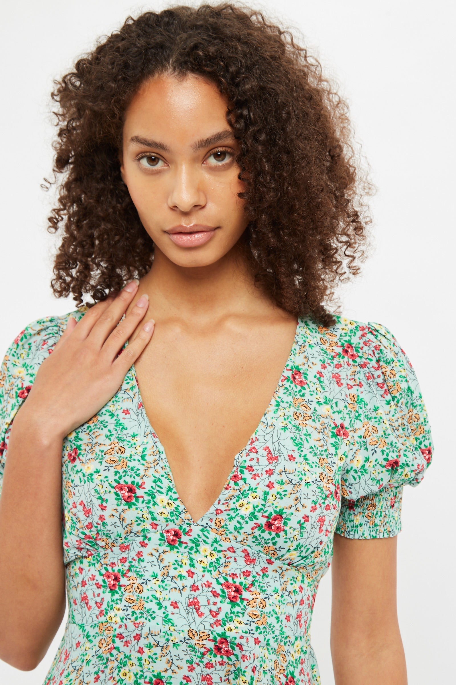 Louche Merle Flower Show Print V Neck Short Sleeve Tea Dress Green Dresses 8 Green 8 / Green 10 / Green 12 / Green 14 / Green 16 / Green