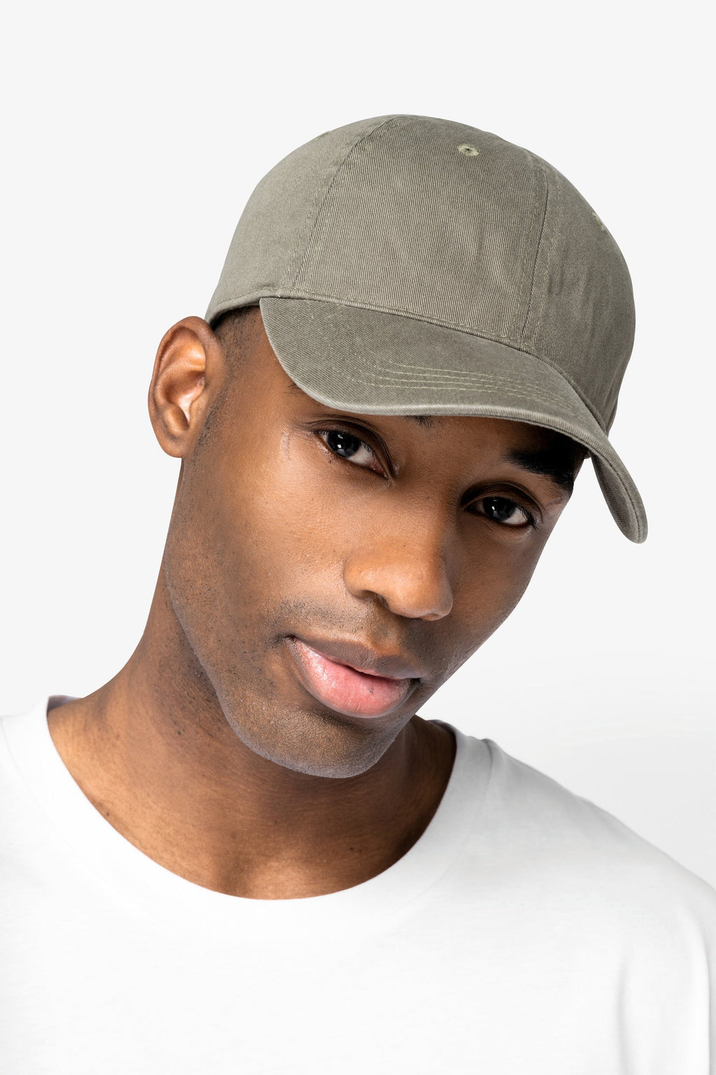 Organic Faded Cap ONE Washed Almond Green ONE / Washed Almond Green ONE / Washed Aquamarine ONE / Washed Black ONE / Washed Navy Blue ONE / Washed Organic Khaki ONE / Washed Petal Rose ONE / Washed Ivory ONE / Washed Parma ONE / Washed Brook Green ONE / Washed Amazon Green ONE / Washed Paprika