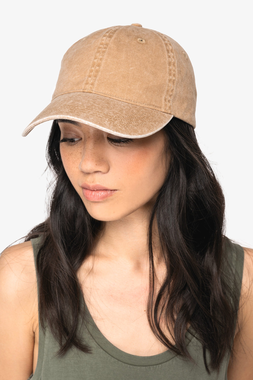 Organic Faded Cap ONE Washed Almond Green ONE / Washed Almond Green ONE / Washed Aquamarine ONE / Washed Black ONE / Washed Navy Blue ONE / Washed Organic Khaki ONE / Washed Petal Rose ONE / Washed Ivory ONE / Washed Parma ONE / Washed Brook Green ONE / Washed Amazon Green ONE / Washed Paprika